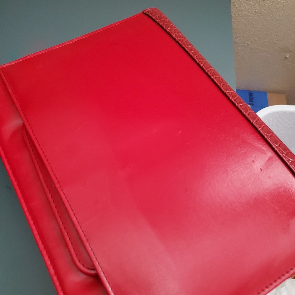 Franklin Covey Day One Classic Red Faux Alligator Binder Planner + New Inserts - Picture 4 of 11